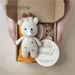TK fait à la main en tricot de coton Amigurumi poupée girafe cerf animaux bébé douche fête boîte-cadeau avec serviette en bambou brosse de bain sucette - Product Image 2