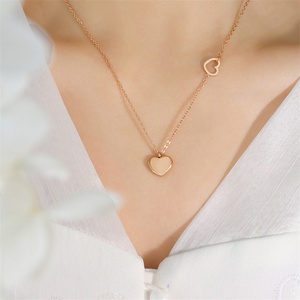 สร้อยคอชุบทองคำแท้แบบโชคเกอร์ ดีไซน์จี้รูปหัวใจคู่ ยอดนิยม - Product Image 5
