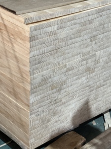 Compre Madera de Pino Duradera en Grandes Cantidades para Construcción y Muebles, Madera de Pino de Calidad - Product Image 5