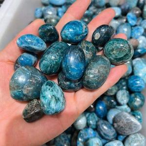 Pietre Burattate di <span class=keywords><strong>Apatite</strong></span> <span class=keywords><strong>Blu</strong></span> Naturale Lucidata Intagliata per Cristalloterapia, Gemme Naturali per Reiki e Meditazione - Vendita all'Ingrosso - Product Image 4