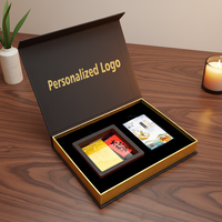 Boîte cadeau en carton noir en forme de livre avec fermeture magnétique personnalisée, avec insert en mousse