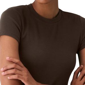 Camiseta Casual de Verano Personalizada OEM para Mujer, Diseño a Cuadros, Sostenible, Ligera, Transpirable, Ecológica, con Estampado Suave y Bordado - Product Image 5