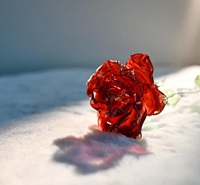 Rose en verre naturelle transparente rouge faite à la main pour la fête des Mères, décoration élégante pour la maison, salon, remise de diplôme, Noël