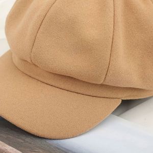Wholesale Fashion New <b>Men</b> Newsboy Warm Hats Vintage Octagon <b>Cap</b> Female Four Seasons Women Berets Spot <b>Flat</b> Fishing Party - Product Image 4