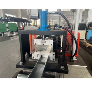 Malaisie 100mm 150mm largeur goujon réglable piste quille lumière jauge acier cadrage cloison sèche rouleau formant la Machine - Product Image 2