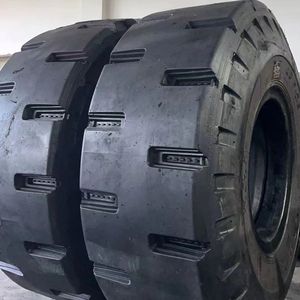 Neumático Run-Flat de 48 capas, diseño diagonal 23.5-25 para vehículos de ingeniería - Product Image 5