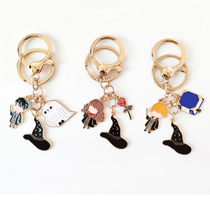 Oferta Especial: Llaveros de Metal con Colgantes de Personajes de Películas, Llaveros Personalizados de Anime Esmaltados - Product Image 2