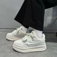 Nouveauté Chaussures de skate à semelle ondulée Mode streetwear Cuir PU de haute qualité Doux Confortable Léger Anti-odeur Soutien de la voûte plantaire