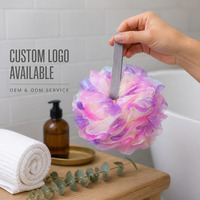 Lot de cadeaux de luxe en gros avec logo personnalisé : éponge de bain en maille, boîte spa, loofah exfoliant, pouf de lavage corporel OEM ODM