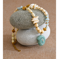 Collier long JINYOU 5481 en perles de coquillages bohèmes en bois, avec pendentif en pierre naturelle verte et métal en acier inoxydable