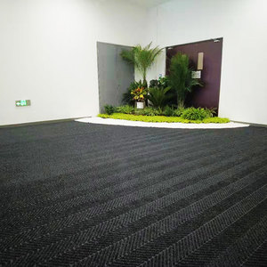 <span class=keywords><strong>Tapis</strong></span> de <span class=keywords><strong>porte</strong></span> en PVC avec logo personnalisé, <span class=keywords><strong>tapis</strong></span> de sol commercial à motif de pneu, <span class=keywords><strong>tapis</strong></span> <span class=keywords><strong>d</strong></span>'<span class=keywords><strong>entrée</strong></span> fabriqué à la machine pour une livraison rapide et une utilisation promotionnelle - Product Image 1
