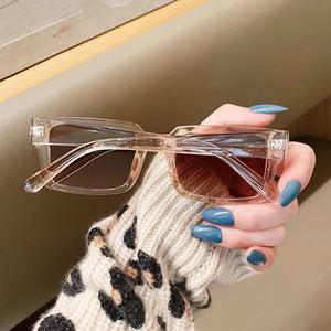 Lunettes de soleil tendance à monture carrée pour femmes, UV400, légères, en PC, style rétro coréen, type 3, J2-2028 - Product Image 3