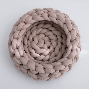 핫 세일 클래식 DIY 충전식 직조 애완동물 침대 수제 겨울용 강아지 고양이 단색 패턴 편안한 카톤 포장 친환경 - Product Image 6