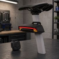 Feu arrière de trottinette électrique Carbonrevo avec signal laser – Pièce de rechange légère et de haute qualité, ajustement parfait