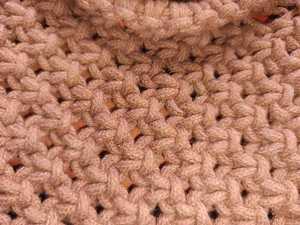 Sac bohème pour femme fait main au crochet, motif géométrique, fermeture à bouton, usage quotidien, sans bandoulière, marron - Product Image 6