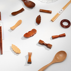 Oferta Imperdível: Suporte Personalizável para Hashis de Madeira Tradicionais – Porta-Talheres para Uso Doméstico e em Restaurantes Chineses – Direto da Fábrica - Product Image 3