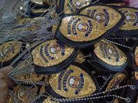 Fabricant HLC, badges de sécurité personnalisés pour les agents de sécurité et les policiers, avec chaîne, porte-badge en cuir, badge en métal artisanal pour la décoration de fête