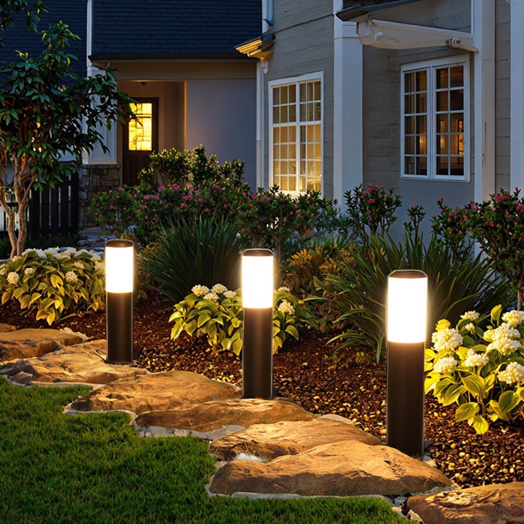Smart Stake Garden Solar Lights Outdoor Decorative LED Lawn Lights with Standard Design
