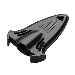 Funda protectora para tijeras en forma de U, tapa protectora negra de ABS para tijeras de sastre, uso doméstico - Product Image 1