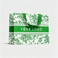 Sac cadeau en papier kraft recyclable de luxe 190-230 g/m² avec ruban intégré et poignée, logo personnalisé, emballage boutique
