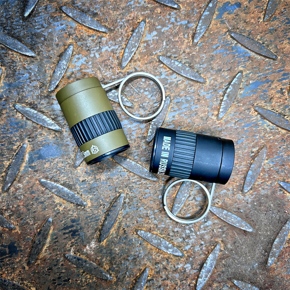 ทรายสีดำ 1 ชิ้น