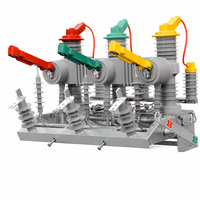 Disjoncteur à vide extérieur 12 kV ZW32 en acier inoxydable monté sur poteau avec interrupteur de déconnexion et relais de réenclenchement automatique intelligent IEC