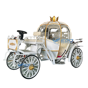 Horse Carriages Vintage Sightseeing Tourist Horse Drawn European Horse Carts Wagon Carriage for Sightseeing - Product Image 1
