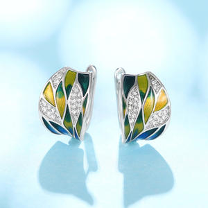 Pendientes de oro blanco E2045 con diseño de planta de cristal y diamantes de imitación para mujer, joyería de moda - Product Image 5