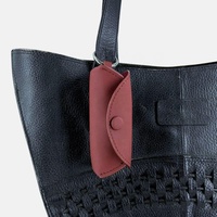 Étui à rouge à lèvres en cuir PU personnalisé, porte-clés, mini pochette portable pour baume à lèvres, sac de rangement cosmétique tendance, breloque de sac à main pour femme