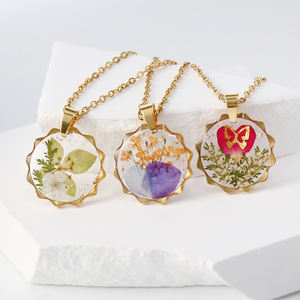 Nuovo Design <span class=keywords><strong>Collana</strong></span> con Fiore Essiccato a Forma di Sole Fiore Vero Fiore Eterno Ciondolo Retrò Regalo <span class=keywords><strong>per</strong></span> <span class=keywords><strong>la</strong></span> <span class=keywords><strong>Festa</strong></span> <span class=keywords><strong>della</strong></span> <span class=keywords><strong>Mamma</strong></span> - Product Image 6