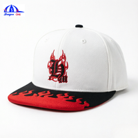 Gorra Snapback Personalizada de Estilo Urbano, Blanca con Borde Rojo, Bordada, con Visera Plana, Venta al Por Mayor, Fabricante OEM, Proveedor