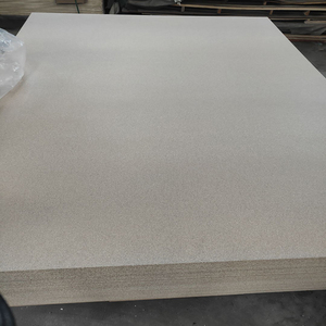 Pannello in Truciolato Grezzo di Qualità per Mobili, Truciolato Liscio E0 E1 4x8 - Product Image 1