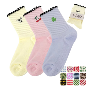 Custom High Quality Jacquard Embroidered Non-Slip Grip Yoga Pilates <b>Socks</b> Cotton for Women Wholesale - Product Image 1