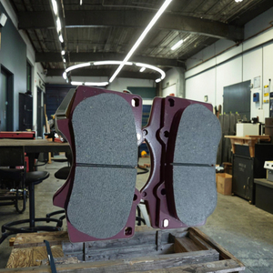 OEM Bremsbeläge für Mercedes-Benz, DS Automobiles, Alfa Romeo, Land Rover, Aston Martin – USA, Korea – Kundenspezifische Gussdienstleistungen für Ihr Fahrzeug - Product Image 1