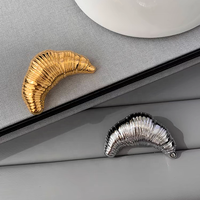 2024 nouvelle mode laiton plaqué or tridimensionnel corne de vache broche bijoux accessoires personnalisés