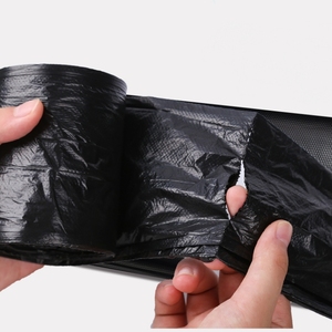 Machine à rouler les déchets jetables haute résistance et durable sacs à ordures en plastique imprimés personnalisés sacs poubelles imprimés - Product Image 4