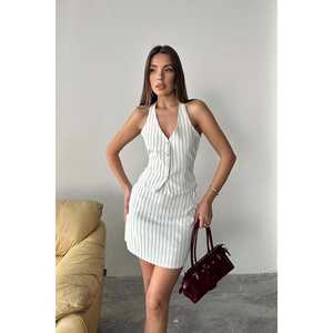 Conjunto de 2 Piezas para Mujer, Chaleco Blanco a Rayas y Pantalones Cortos Florales por Encima de la Rodilla, Talla XS, Tipo Top, Venta al por Mayor - Product Image 4