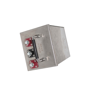 Pack de <span class=keywords><strong>batterie</strong></span> au lithium rechargeable à cycle profond 12V 100Ah 200Ah 300Ah 400Ah 500Ah avec boîte en fer <span class=keywords><strong>pour</strong></span> <span class=keywords><strong>camping</strong></span>-cars personnalisé en usine - Product Image 5