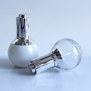 Flacon en verre transparent de forme ronde de 30ml avec bouchon compte-gouttes pour lotion sérum hydratant soins du visage parfum cosmétique luxuriante pour les yeux - Product Image 3