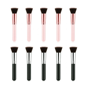 Brocha para Base y Corrector, Mango de Madera, Cerdas de Fibra, Aplicación Perfecta, Brocha Profesional para Maquillaje Líquido y en Crema - Product Image 1