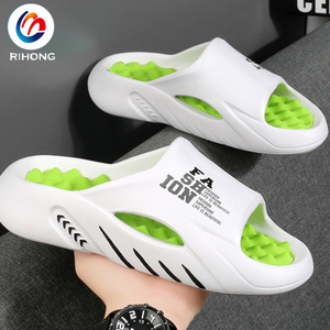 Alta calidad verano OEM logo hombres Eva zapatillas deportivas <span class=keywords><strong>sandalias</strong></span> deslizantes playa <span class=keywords><strong>suela</strong></span> blanda zapatos planos - Product Image 2