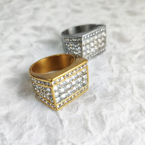 Anlaufgeschützter Punk-Ring mit Zirkonia-Besatz, Wasserdichter Massiver Ehering, 18K Vergoldeter Edelstahlring für Männer - Product Image 5