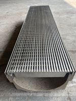 Caniveau de drainage en acier inoxydable en forme de U avec couvercle