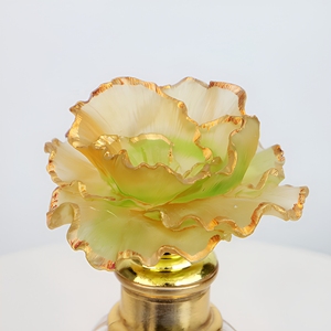 Botella de Perfume de Vidrio Facetado Recargable con Tapa Floral Dorada y Tapa Artesanal Glaseada para Decoración y Exhibición de Fragancias en el Hogar - Product Image 2