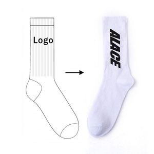 Chaussettes de sport avec logo personnalisé - Chaussettes mi-hautes tendance les plus vendues pour étudiants et athlètes |   Chaussettes de football respirantes et anti-humidité - Product Image 1