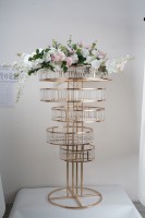 Porte-fleurs de luxe en métal doré au design moderne centre de table de décoration de mariage de haute qualité avec vase à fleurs pour les fêtes