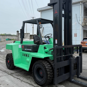 Well Maintained Secondhand Mitsubishi FD80 Diesel Forklift Low Working Hours Smooth Transmission Reliable 2-Stage Mast Warehouse - Product Image 1