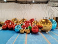 Décorations de Noël extérieures gonflables de décor de Noël commercial ballons légers de sphère de miroir avec des lumières de LED