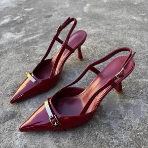 Nuove <span class=keywords><strong>scarpe</strong></span> da <span class=keywords><strong>sposa</strong></span> rosse con Slingback da <span class=keywords><strong>donna</strong></span> tacchi alti francesi con cinturino rosso e vino sandali con tacco alto vuoti - Product Image 4
