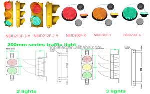 Semáforos LED Rojos y Verdes <span class=keywords><strong>de</strong></span> 200 mm con Carcasa Amarilla y Lente <span class=keywords><strong>de</strong></span> Telaraña Bidireccional, Certificación IP65 CE - Product Image 4